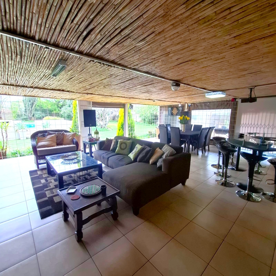 6 Bedroom Property for Sale in Meyerton Central Gauteng