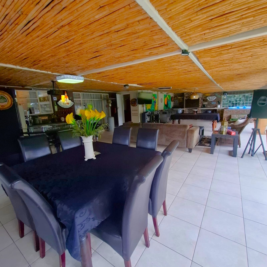 6 Bedroom Property for Sale in Meyerton Central Gauteng
