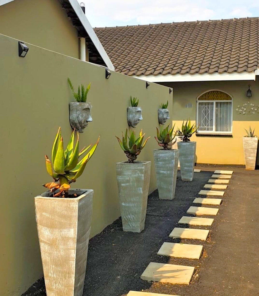 6 Bedroom Property for Sale in Meyerton Central Gauteng