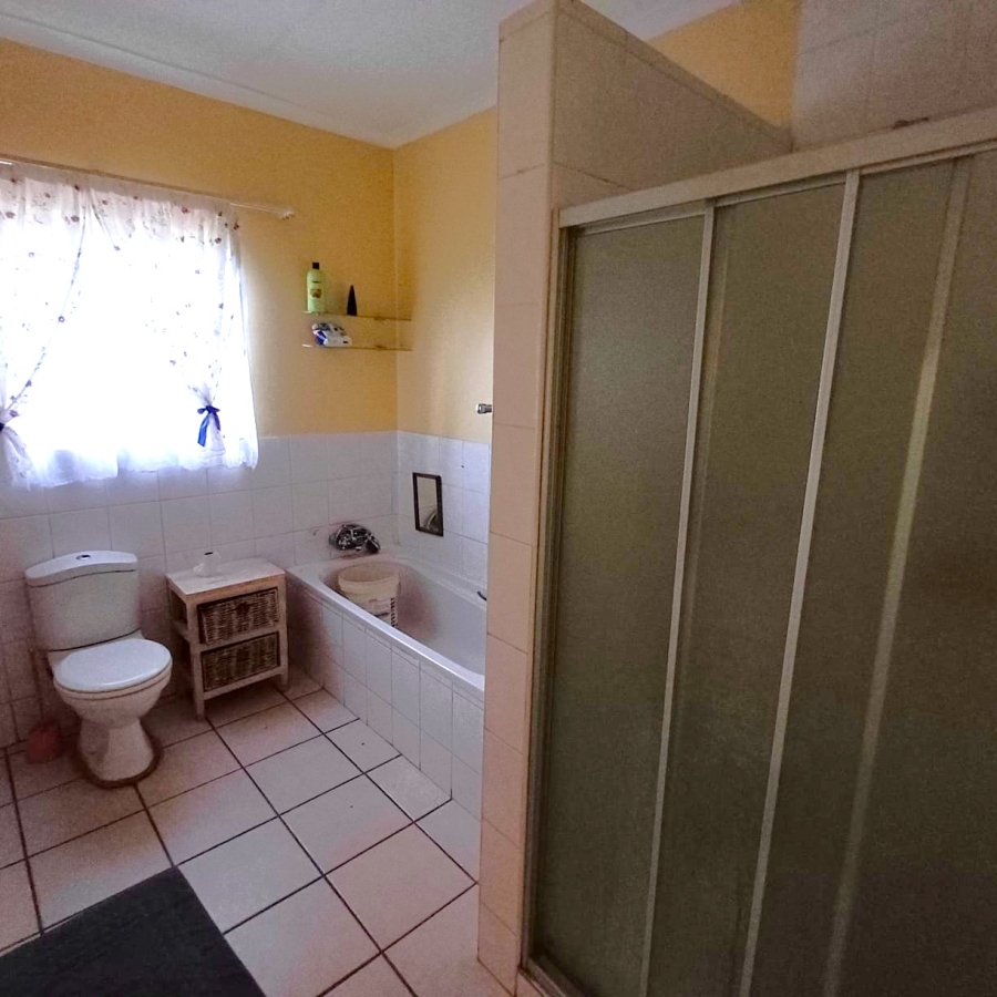 2 Bedroom Property for Sale in Henley on Klip Gauteng