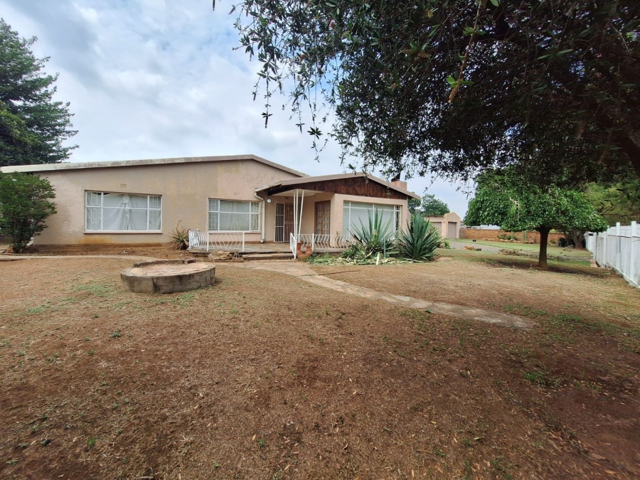 3 Bedroom Property for Sale in Rensburg Gauteng