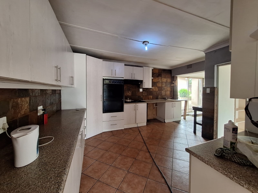 3 Bedroom Property for Sale in Rensburg Gauteng
