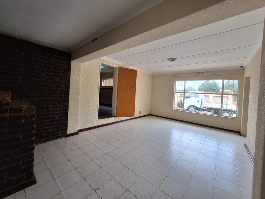 3 Bedroom Property for Sale in Rensburg Gauteng