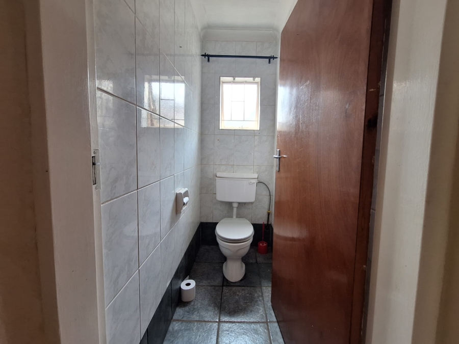 3 Bedroom Property for Sale in Rensburg Gauteng