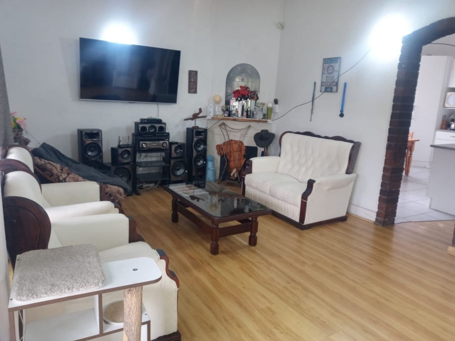 4 Bedroom Property for Sale in Brakpan Central Gauteng