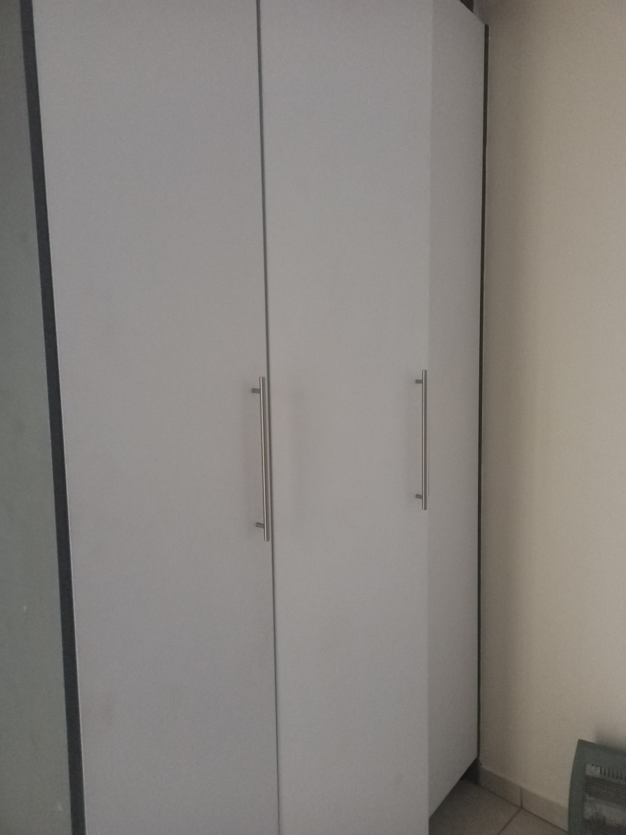 2 Bedroom Property for Sale in Cloverdene Gauteng