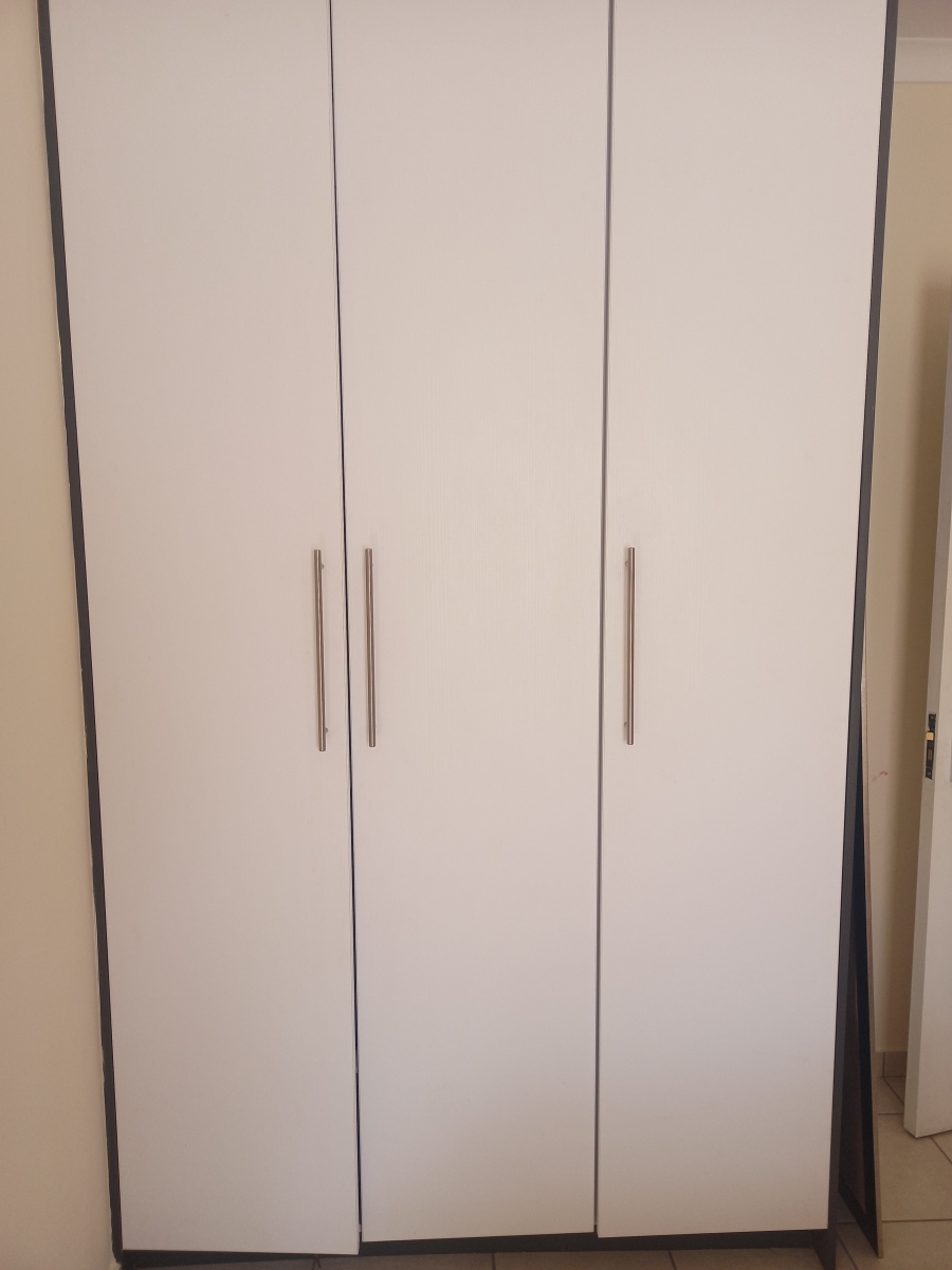 2 Bedroom Property for Sale in Cloverdene Gauteng