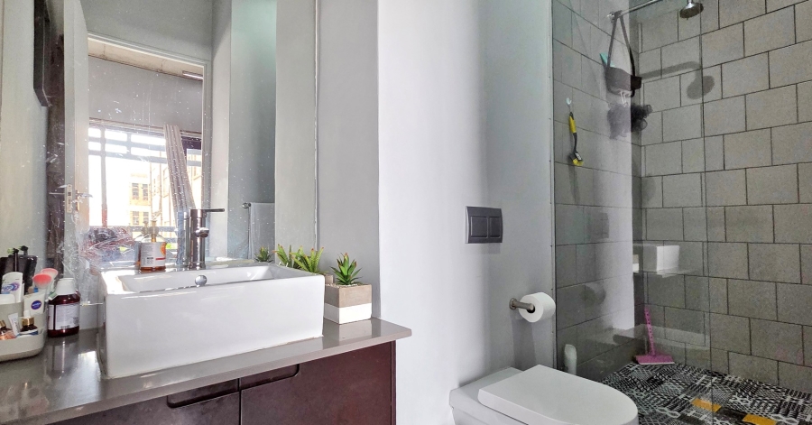 1 Bedroom Property for Sale in New Doornfontein Gauteng
