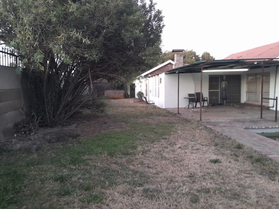 3 Bedroom Property for Sale in Bonanne Gauteng