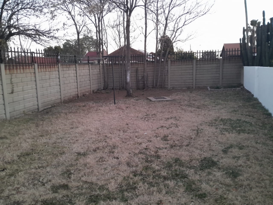 3 Bedroom Property for Sale in Bonanne Gauteng