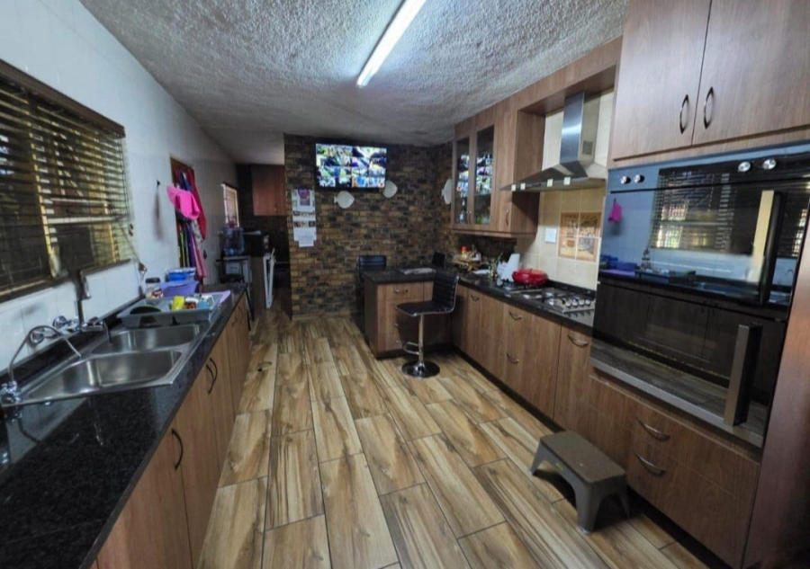4 Bedroom Property for Sale in Bedworth Park Gauteng