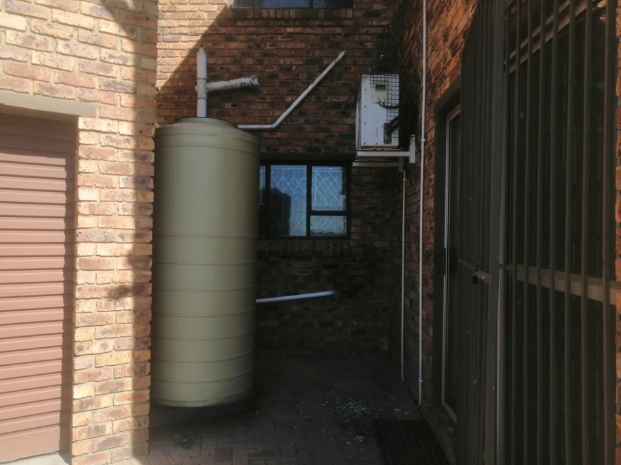 4 Bedroom Property for Sale in Bedworth Park Gauteng