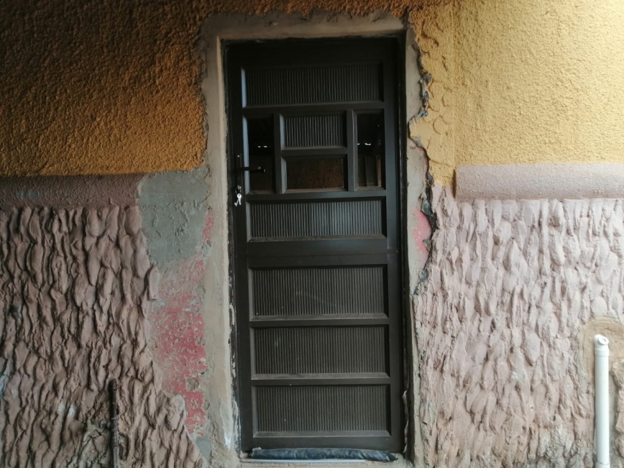 2 Bedroom Property for Sale in Sebokeng Zone 19 Gauteng