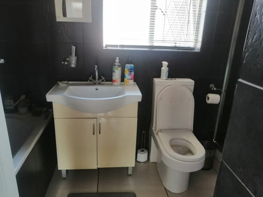 3 Bedroom Property for Sale in Bonanne Gauteng