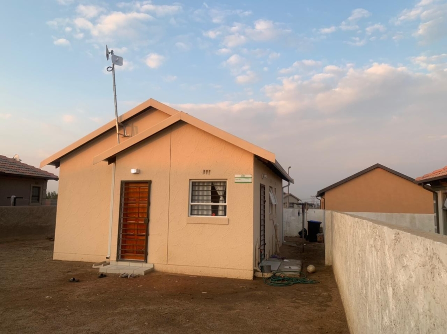 2 Bedroom Property for Sale in Vanderbijlpark CE 4 Gauteng