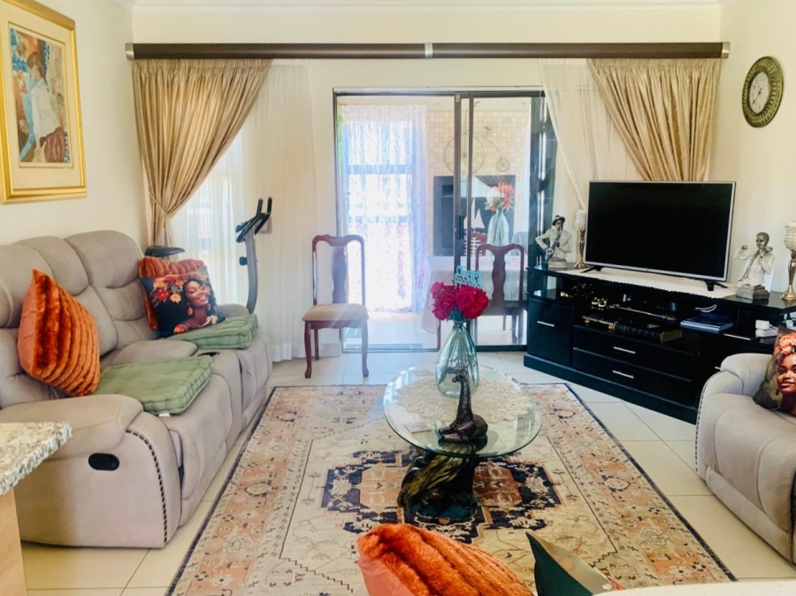 2 Bedroom Property for Sale in Jordaan Park Gauteng