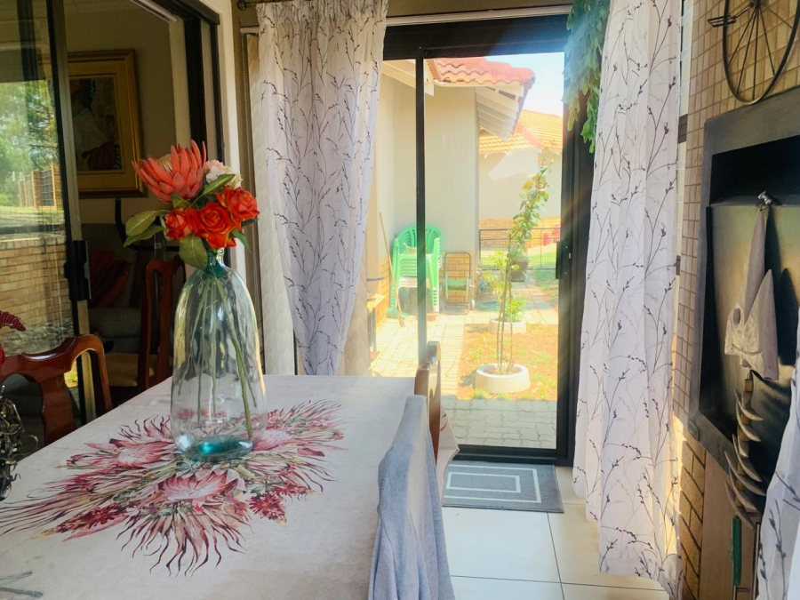 2 Bedroom Property for Sale in Jordaan Park Gauteng