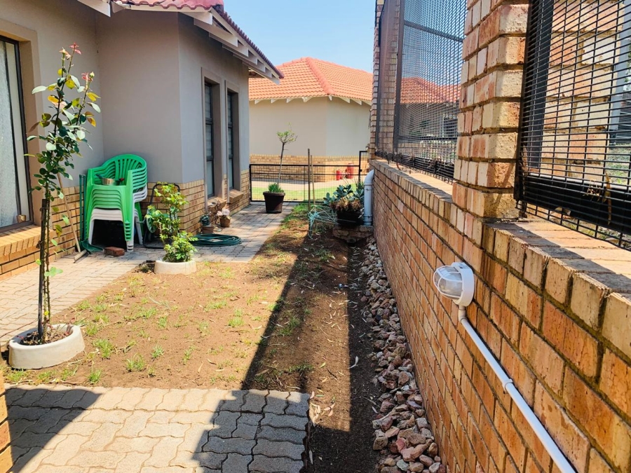 2 Bedroom Property for Sale in Jordaan Park Gauteng