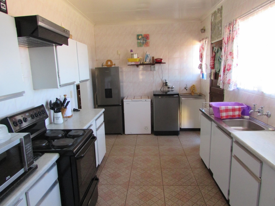 4 Bedroom Property for Sale in Hillshaven Gauteng