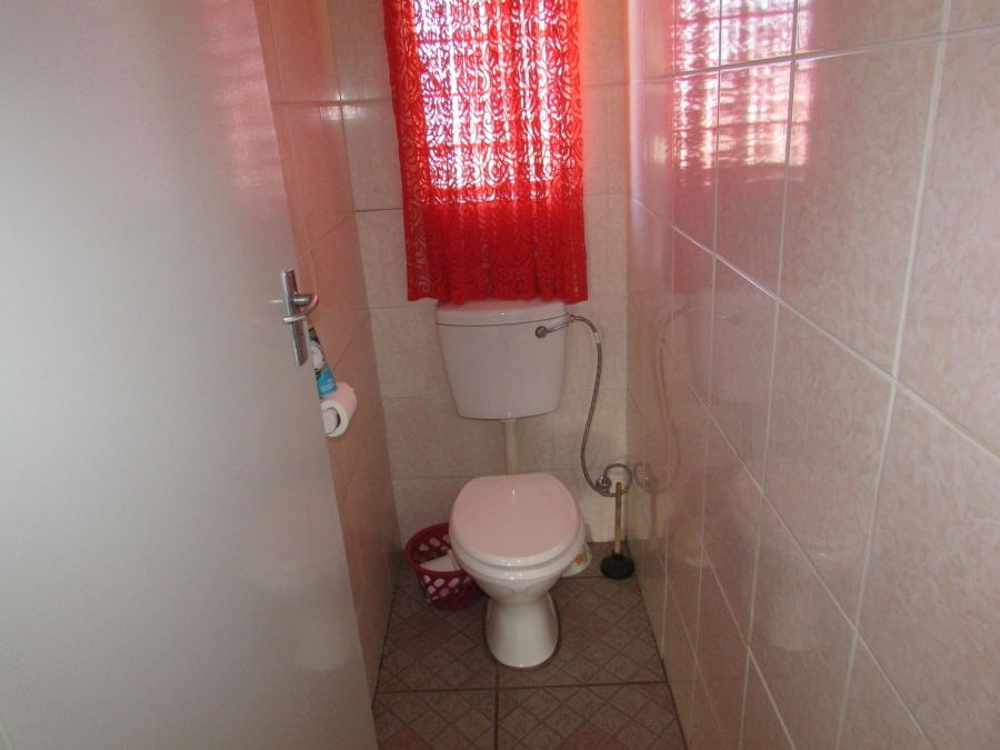 4 Bedroom Property for Sale in Hillshaven Gauteng