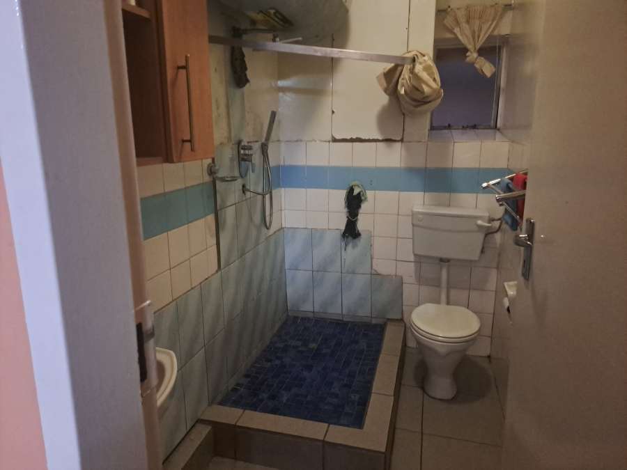 2 Bedroom Property for Sale in Yeoville Gauteng