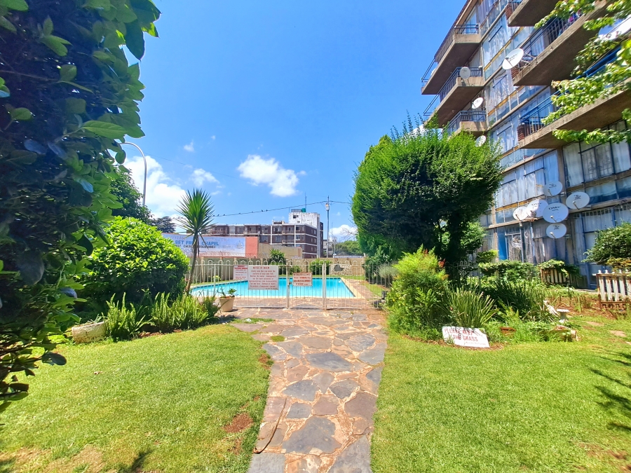2 Bedroom Property for Sale in Yeoville Gauteng