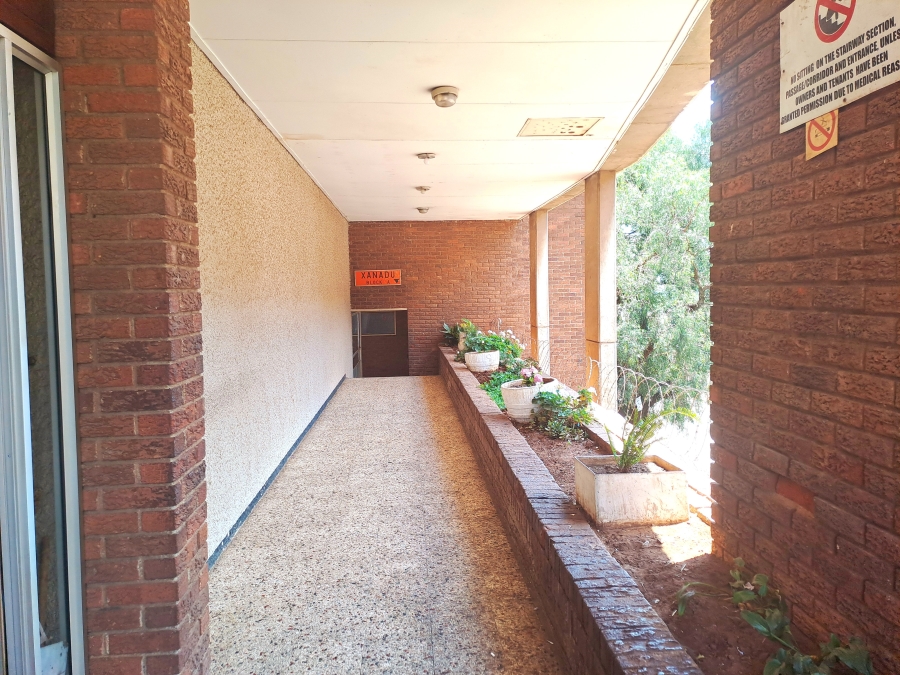 2 Bedroom Property for Sale in Yeoville Gauteng