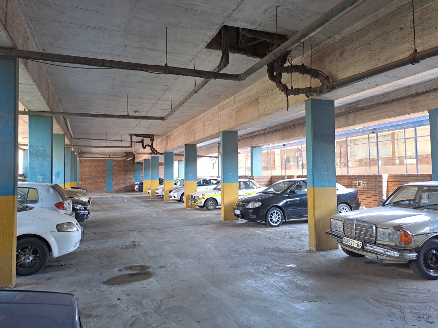 2 Bedroom Property for Sale in Yeoville Gauteng