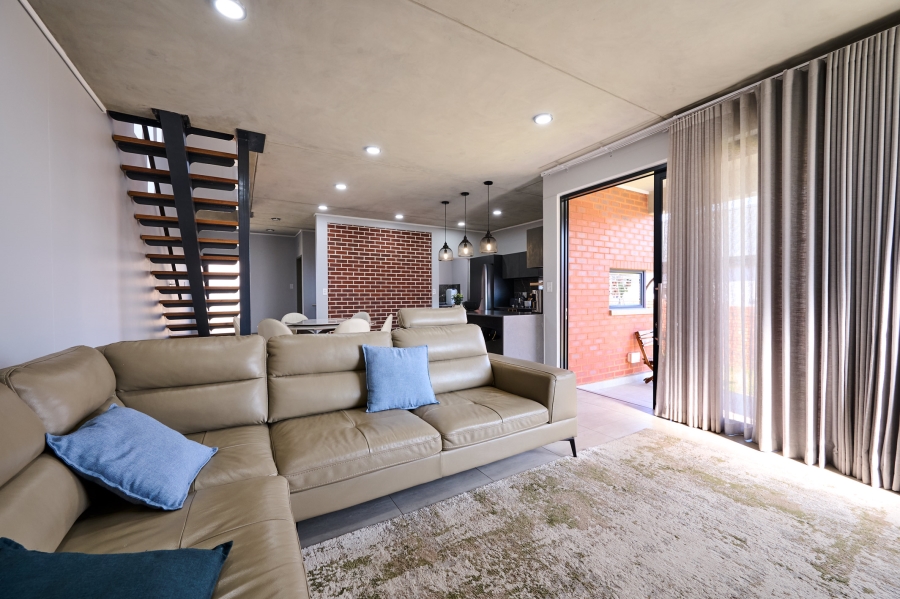 4 Bedroom Property for Sale in Kya Sands Gauteng