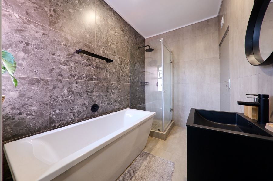 4 Bedroom Property for Sale in Kya Sands Gauteng