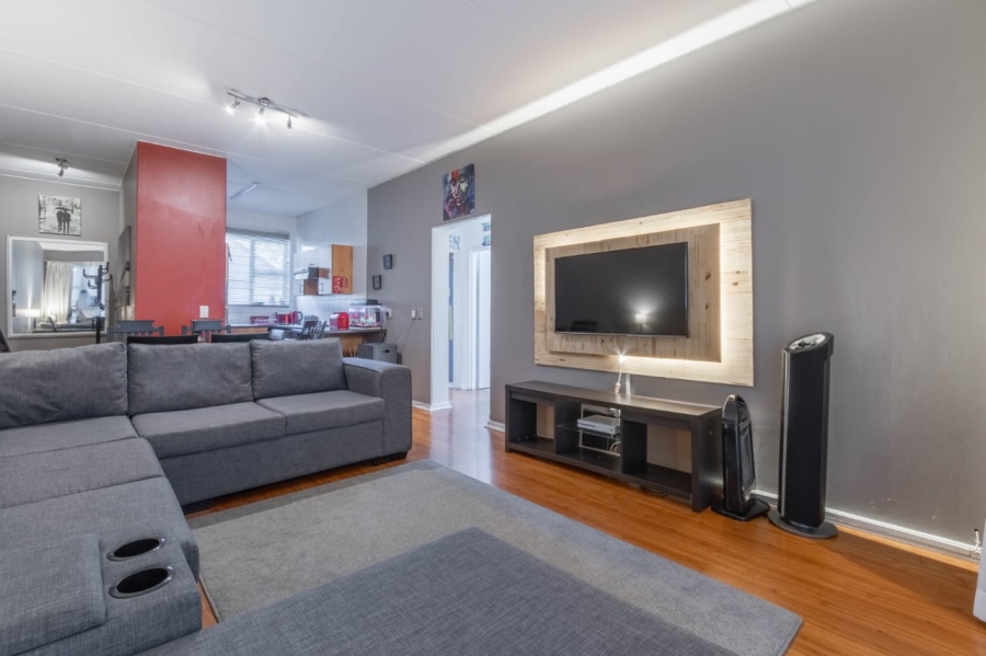 2 Bedroom Property for Sale in Bryanston Gauteng