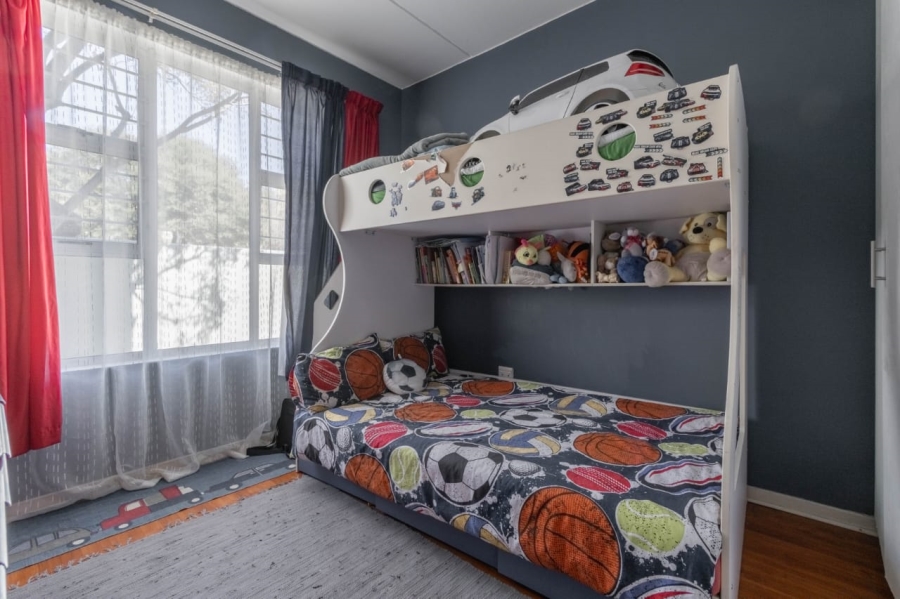 2 Bedroom Property for Sale in Bryanston Gauteng