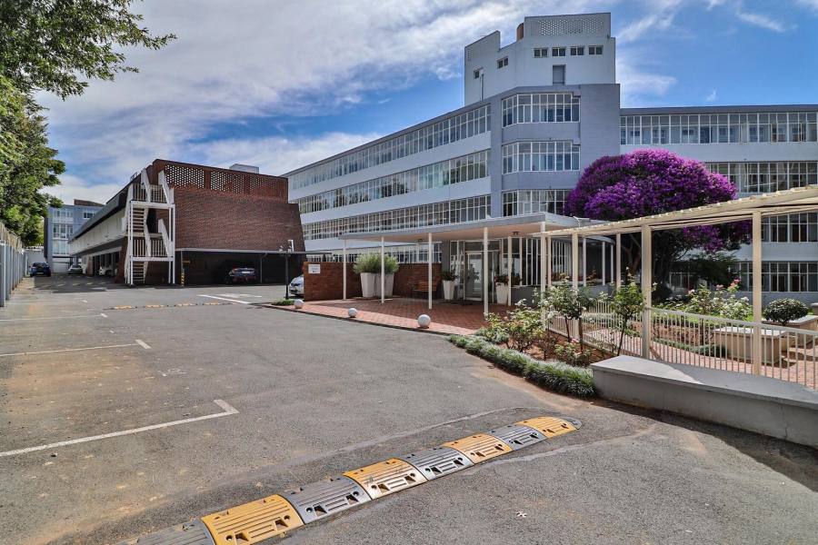 3 Bedroom Property for Sale in Illovo Gauteng