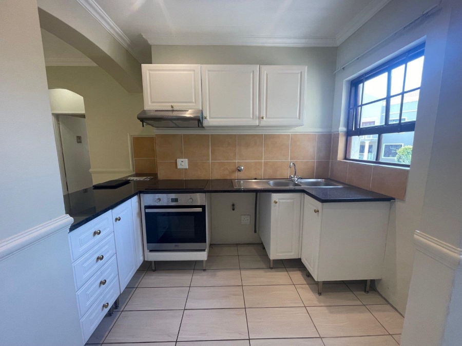 2 Bedroom Property for Sale in Saxonwold Gauteng