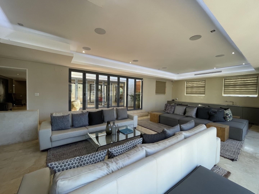 7 Bedroom Property for Sale in Rietvlei View Gauteng