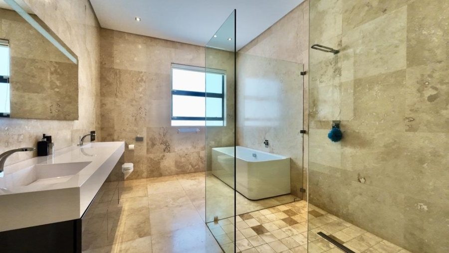 7 Bedroom Property for Sale in Rietvlei View Gauteng