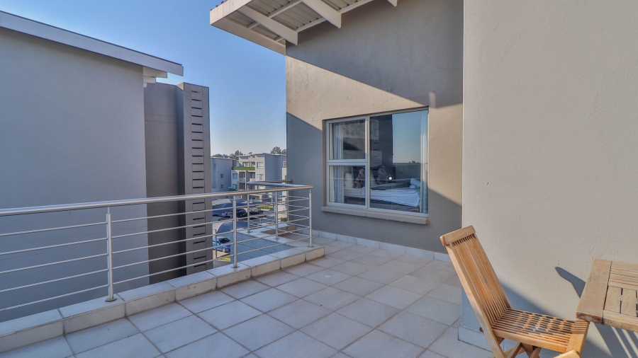 1 Bedroom Property for Sale in Broadacres Gauteng