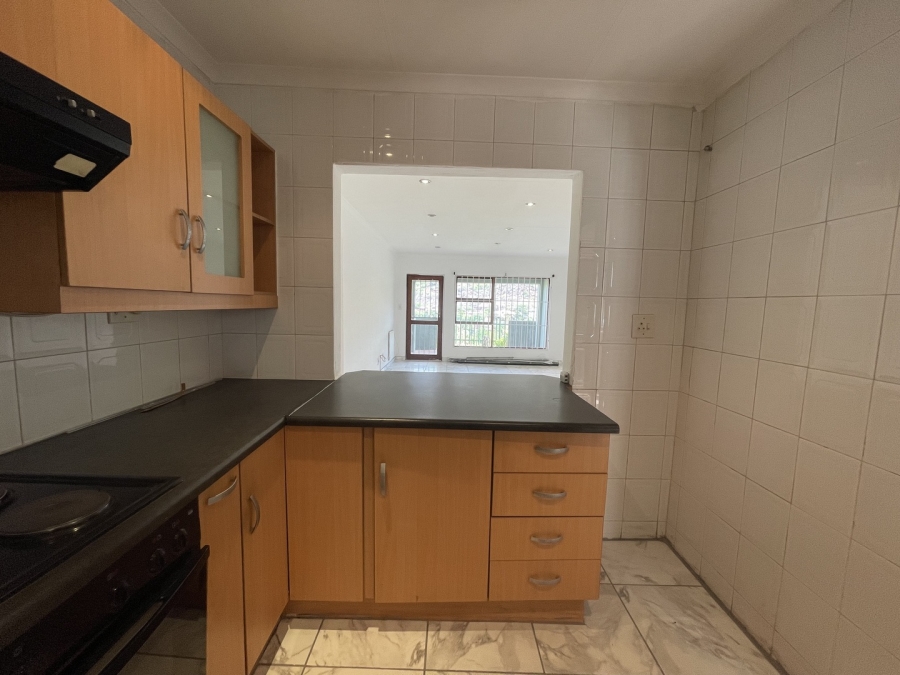 2 Bedroom Property for Sale in Bassonia Gauteng