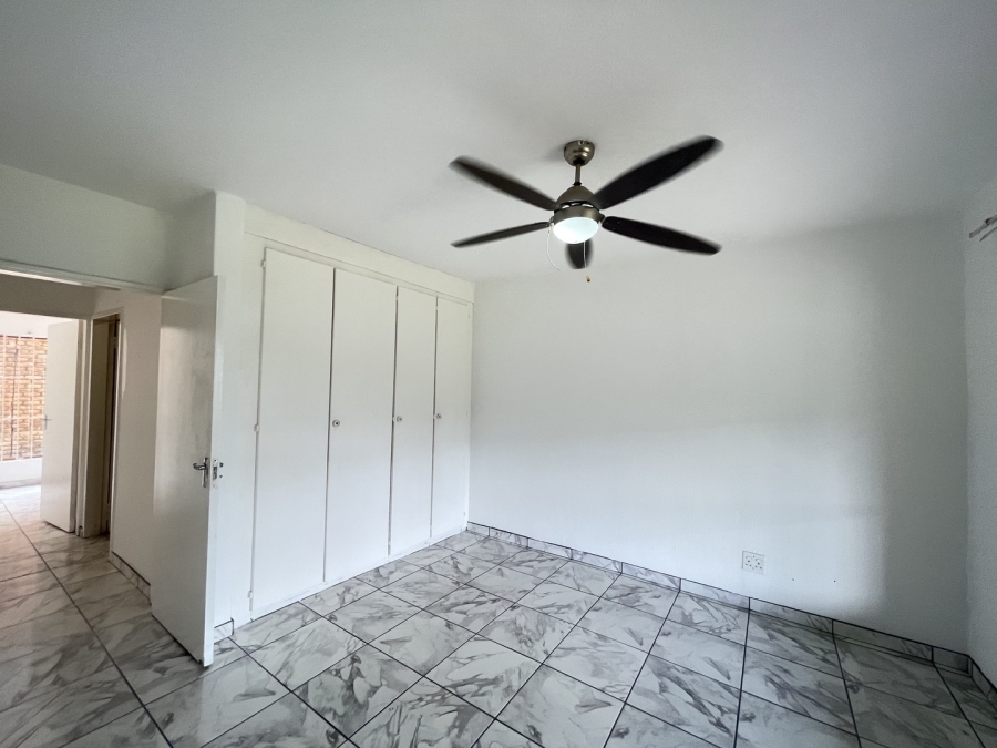 2 Bedroom Property for Sale in Bassonia Gauteng