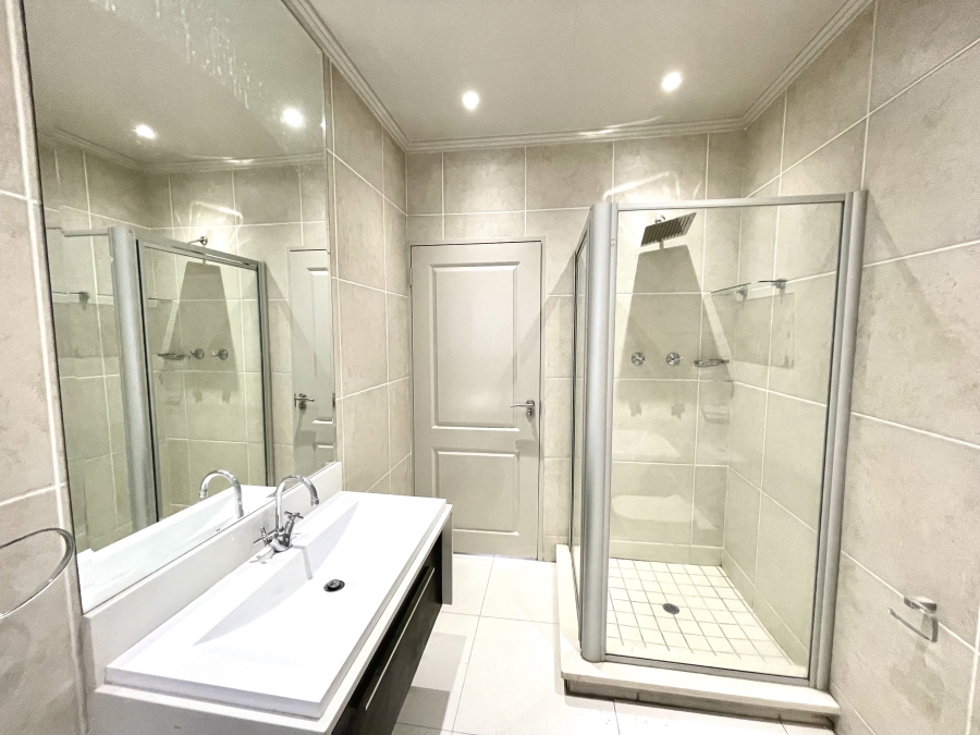 2 Bedroom Property for Sale in Glenvista Gauteng