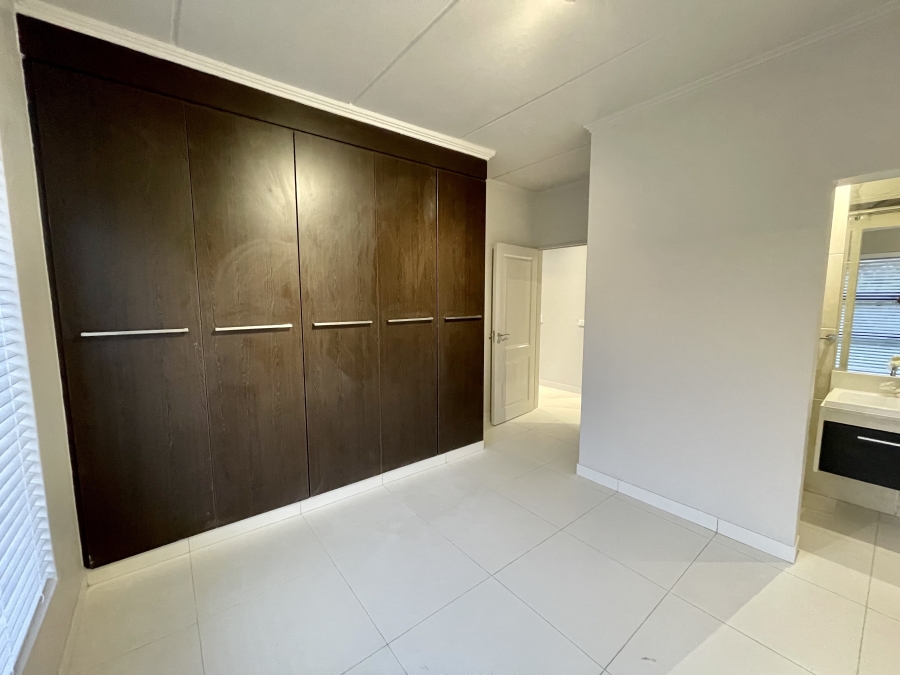 2 Bedroom Property for Sale in Glenvista Gauteng