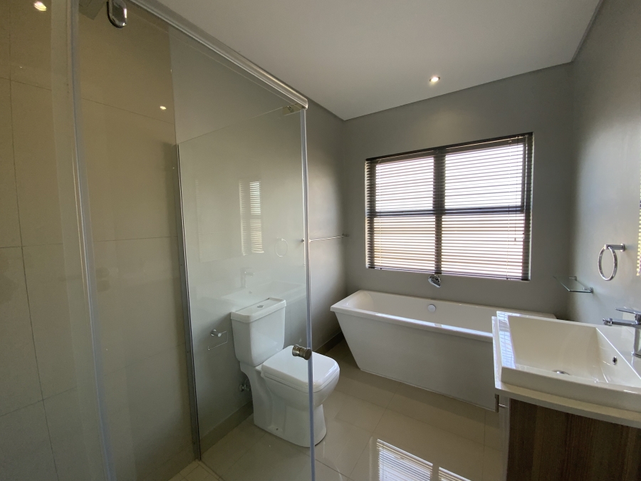 2 Bedroom Property for Sale in Broadacres Gauteng