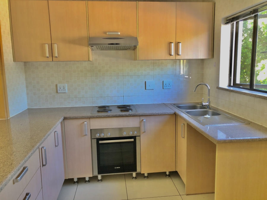 2 Bedroom Property for Sale in Noordwyk Gauteng