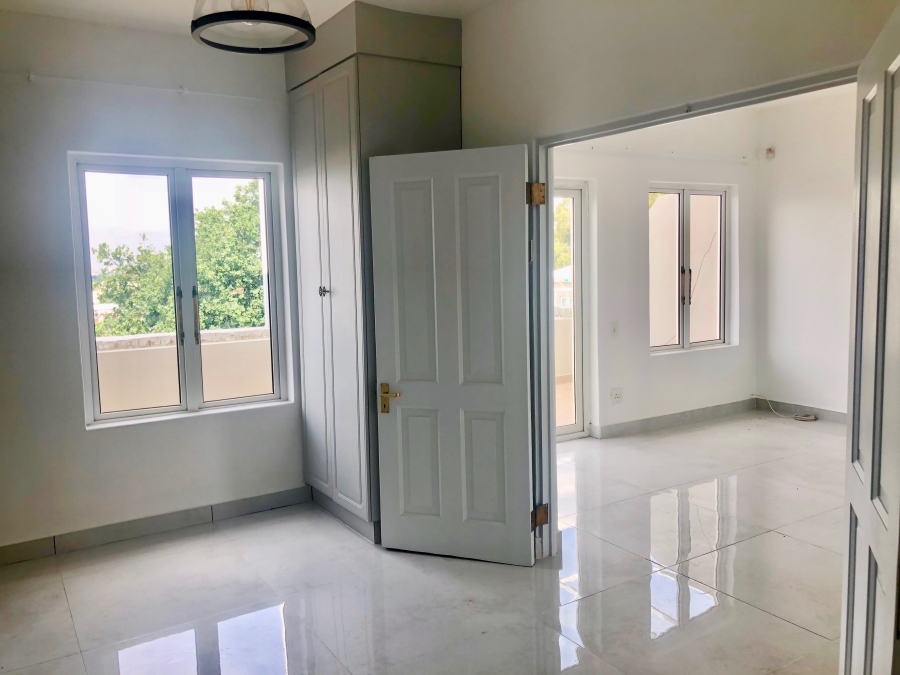 1 Bedroom Property for Sale in Illovo Gauteng