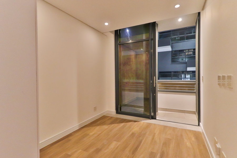 1 Bedroom Property for Sale in Illovo Gauteng