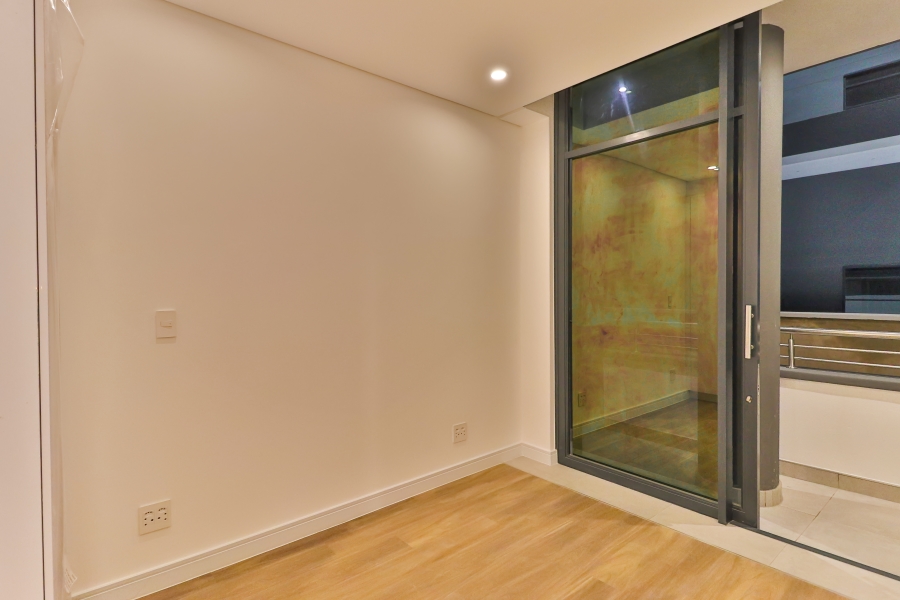 1 Bedroom Property for Sale in Illovo Gauteng