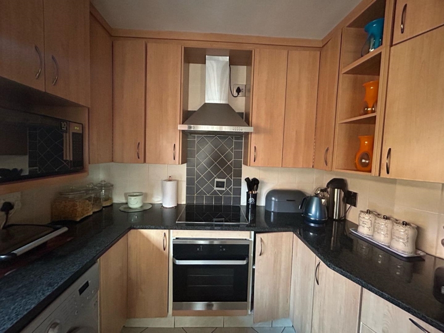 3 Bedroom Property for Sale in Dunnottar Gauteng
