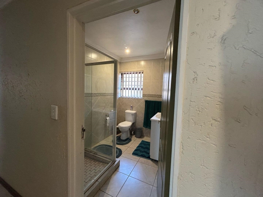 3 Bedroom Property for Sale in Dunnottar Gauteng