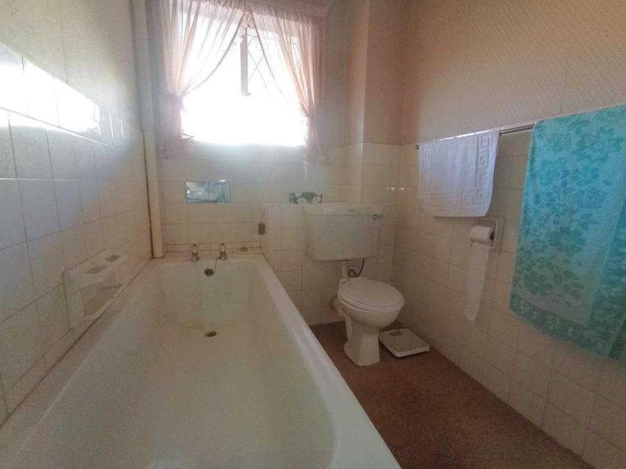 2 Bedroom Property for Sale in Illovo Gauteng