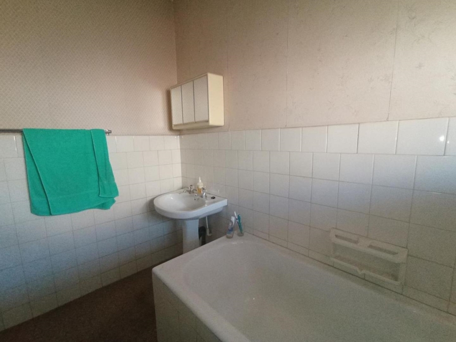 2 Bedroom Property for Sale in Illovo Gauteng